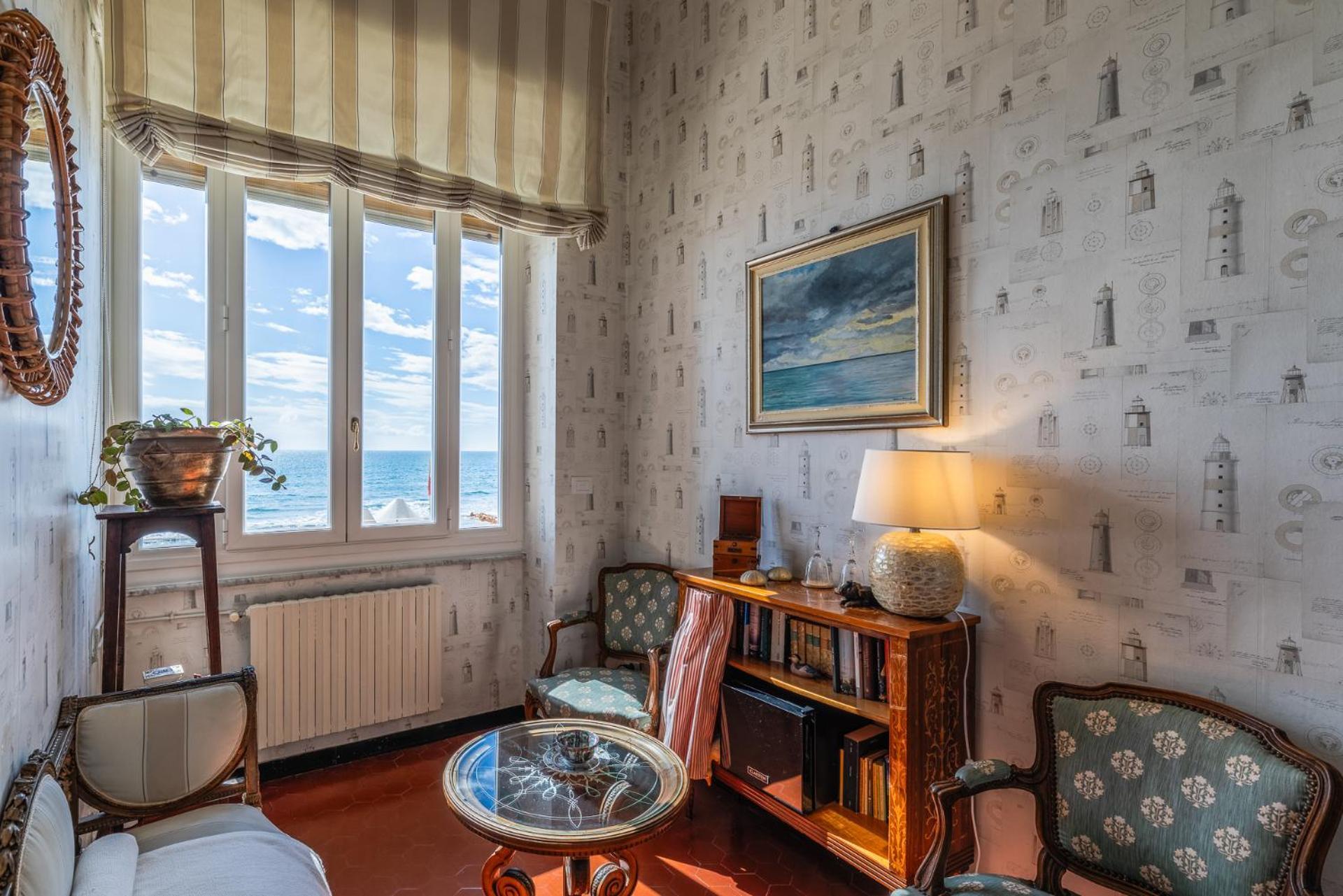 Casa D'Artista B&B Di Charme อาลัสซิโอ ภายนอก รูปภาพ